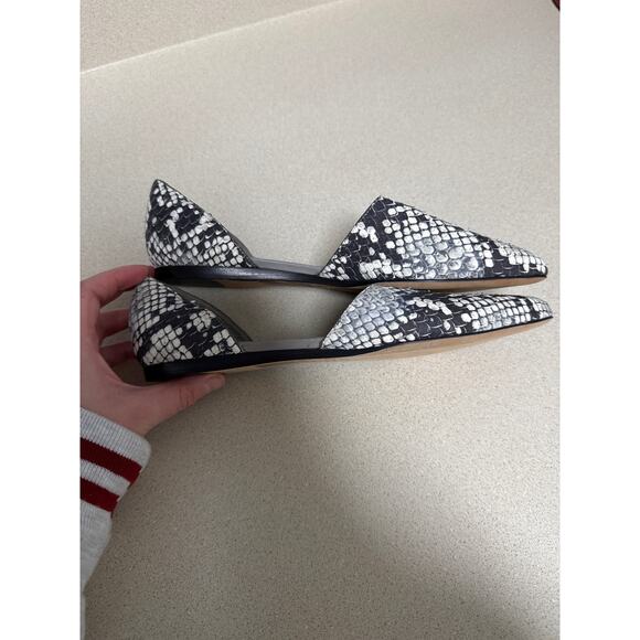 Vince Women Classic Leather Snake Skin Pointed Toe Flats Size 8 - Picture 3 of 9